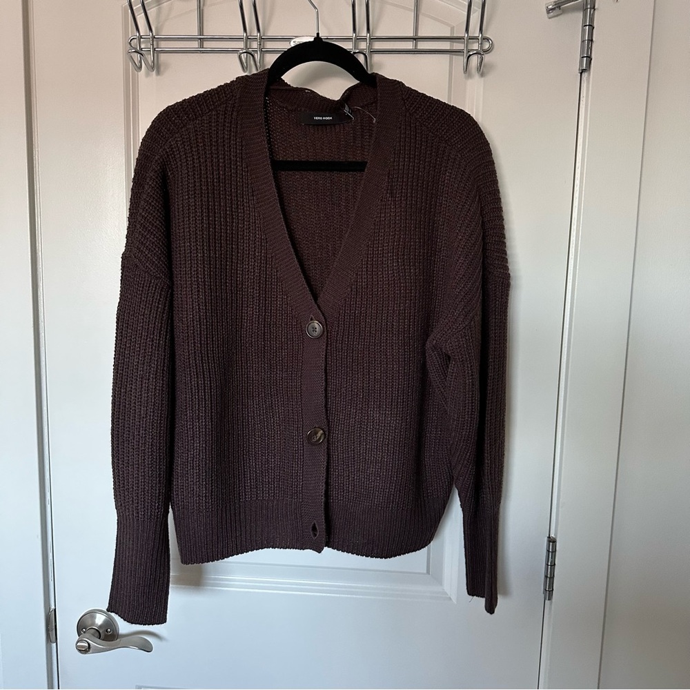 NWT Vero Moda V-Neck Long Sleeve Button Closure Cardigan Brown Size L Womens